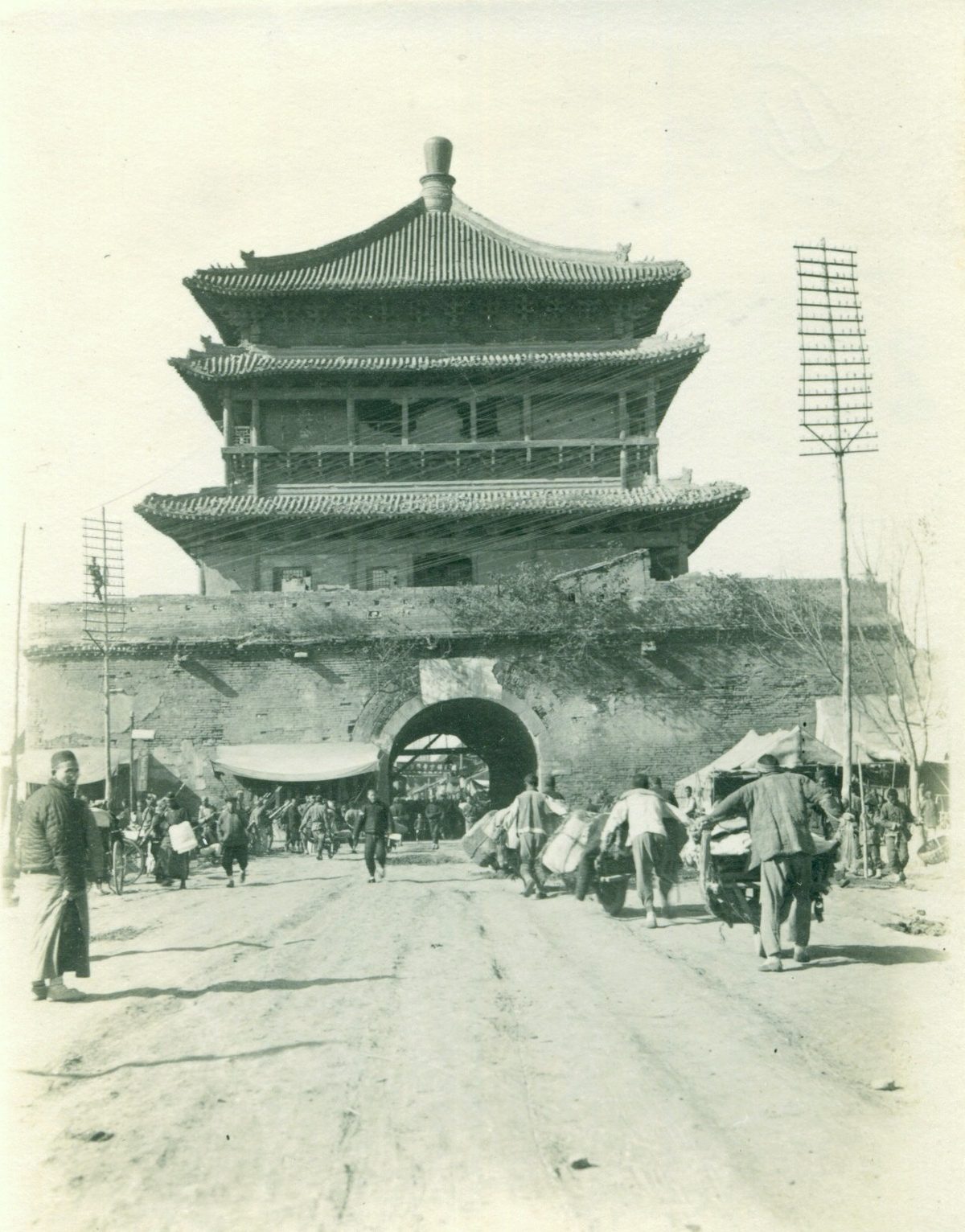 Xi'an Gateway / Bell Tower